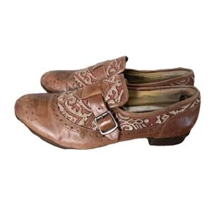Anthropologie Latigo "F Troop" loafers, a slip-on Brown leather Tapestry  Sz 8